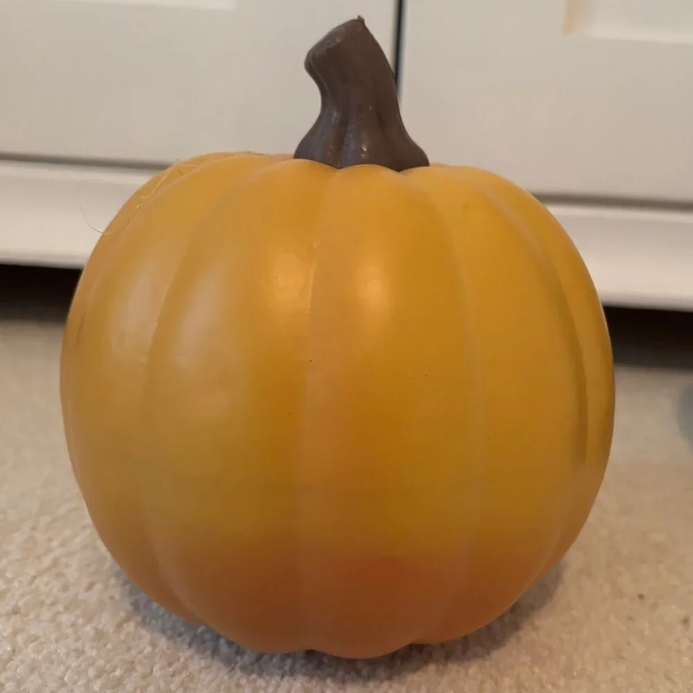 LIKE NEW! Target Orange/Black Jack o' Lantern and Ghost Pumpkins